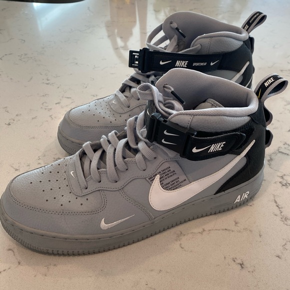2018Air Force 07 Mid LV8 'Wolf Grey'